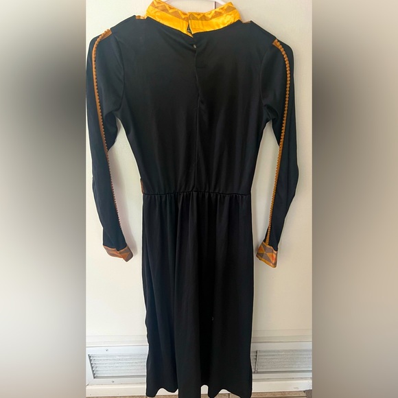 Disney Anna Princess Frozen 2 Deluxe Girls Disguise Halloween Costume Purple M - Picture 4 of 7